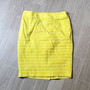 Ann Taylor Chartreuse Patterned Pencil Skirt Size 6